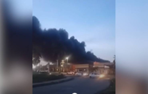 Incêndio atinge fábrica em Candeias na noite desta quarta-feira (20)