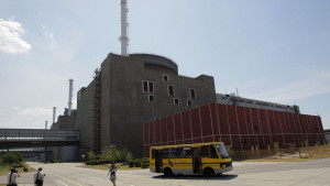 Ataque russo à maior central nuclear da Europa provoca incêndio