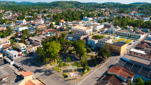 Mata de São João desobriga uso de  máscara de proteção em ambientes abertos