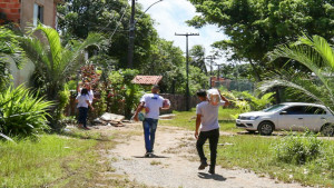 Sedes Camaçari visita famílias na sede e na costa do município