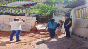 Seinfra inicia manutenção em encosta no bairro dos 46 em Camaçari