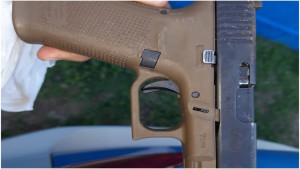 PM é esfaqueado dentro de casa por travesti em Arembepe