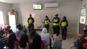 STT leva ações para escola em Monte Gordo no Dia do Agente de Trânsito