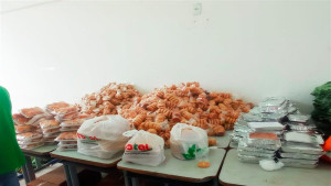 Prefeitura entrega Cestas Verdes a famílias em vulnerabilidade social em Dias d'Ávila